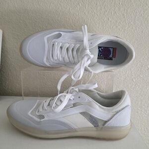 Vans Men's Translucent AVE Ultimate Soft Waffle Skate Shoes White Size 6 1/2